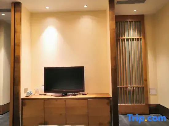 Floral Hotel·Ruisu Moyuan hotel