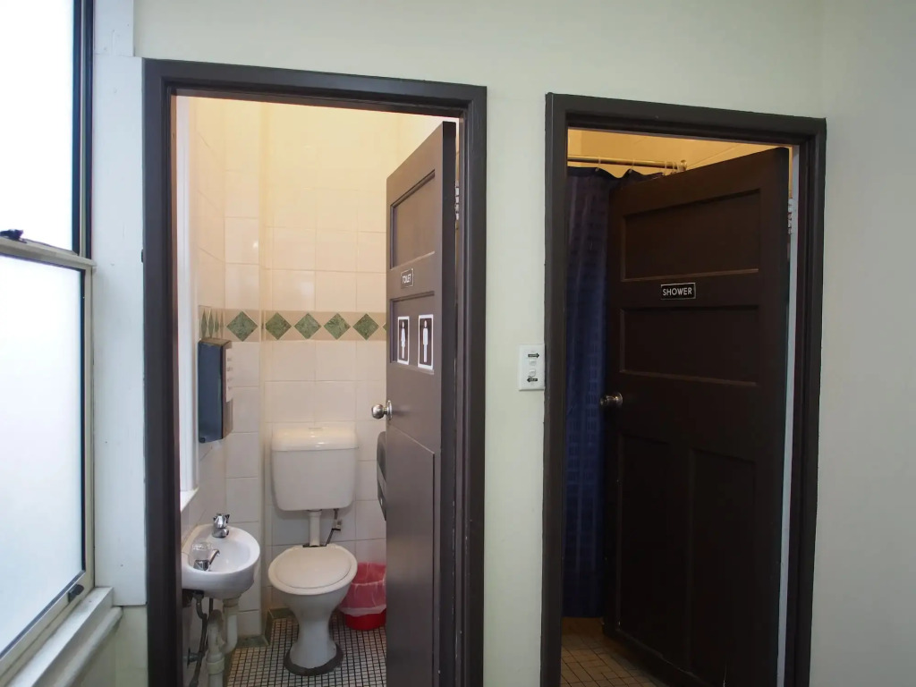 Central Private Hotel
