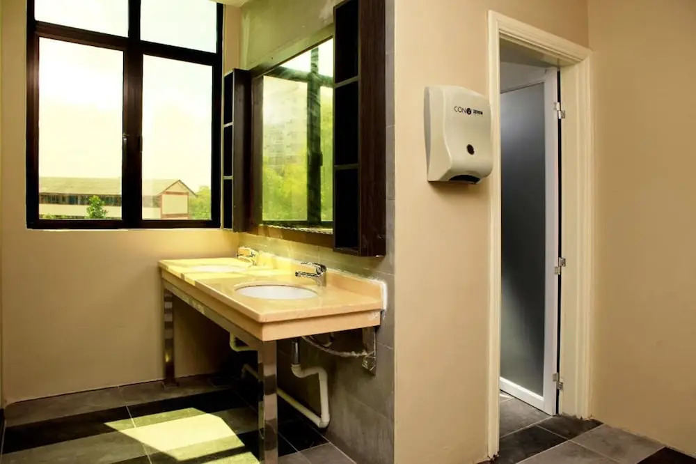 MP HOSTEL