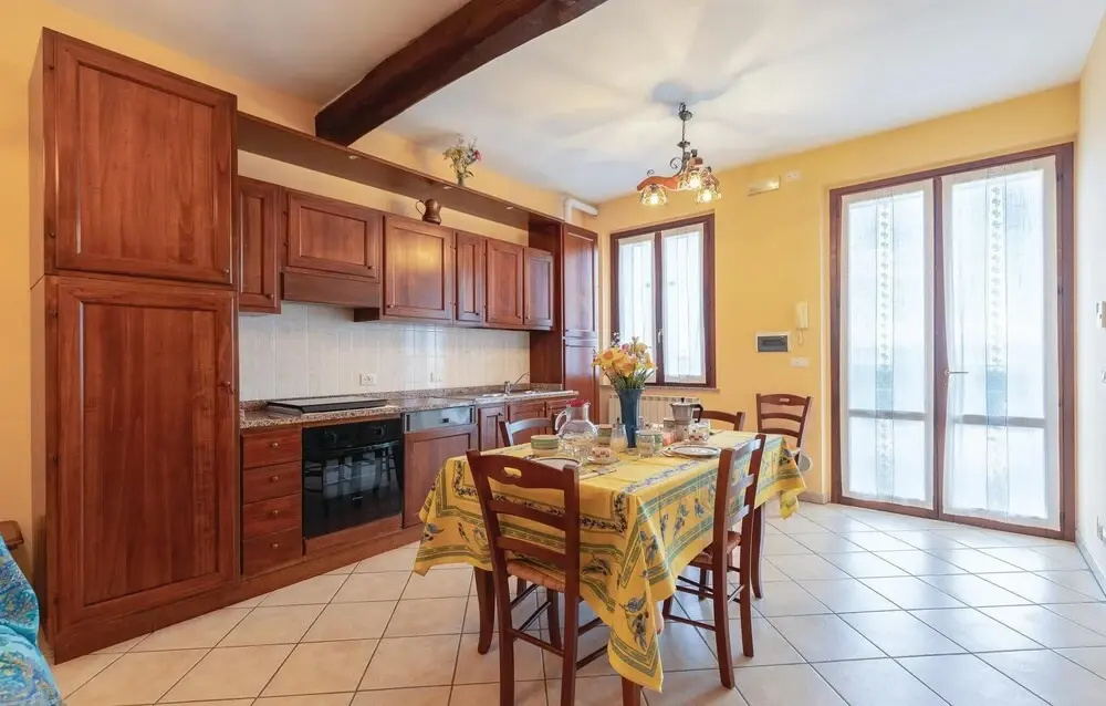 Beautiful Apartment in Castiglione del Lago With Wifi, Outdoor Swimming Pool and Outdoor Swimming Pool