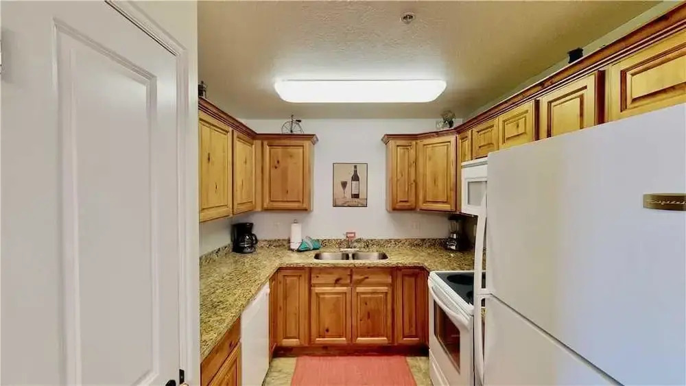 Red Cliff Condos 1H by RedAwning