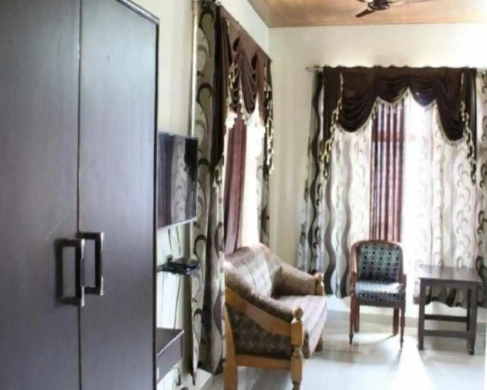 Hotel Trilok