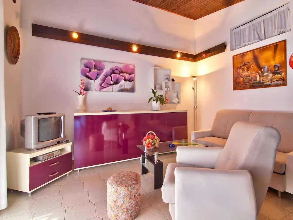 Apartments Amfora Valbandon