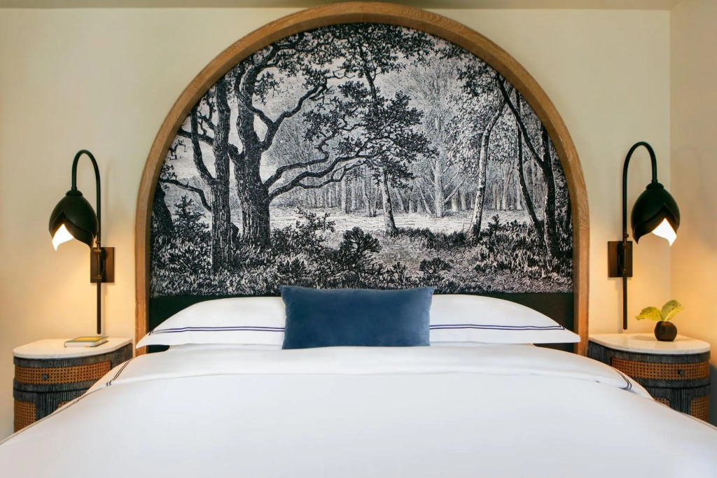 Kimpton Cottonwood Hotel by IHG
