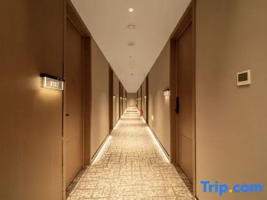 Huayue Hotel