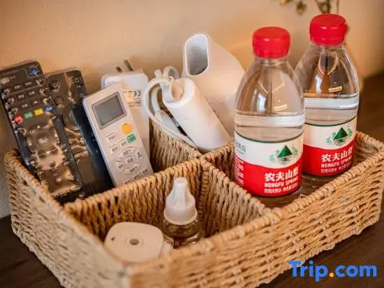 Nianchu Homestay (Jianshui Ancient Town Xiaohuoche)