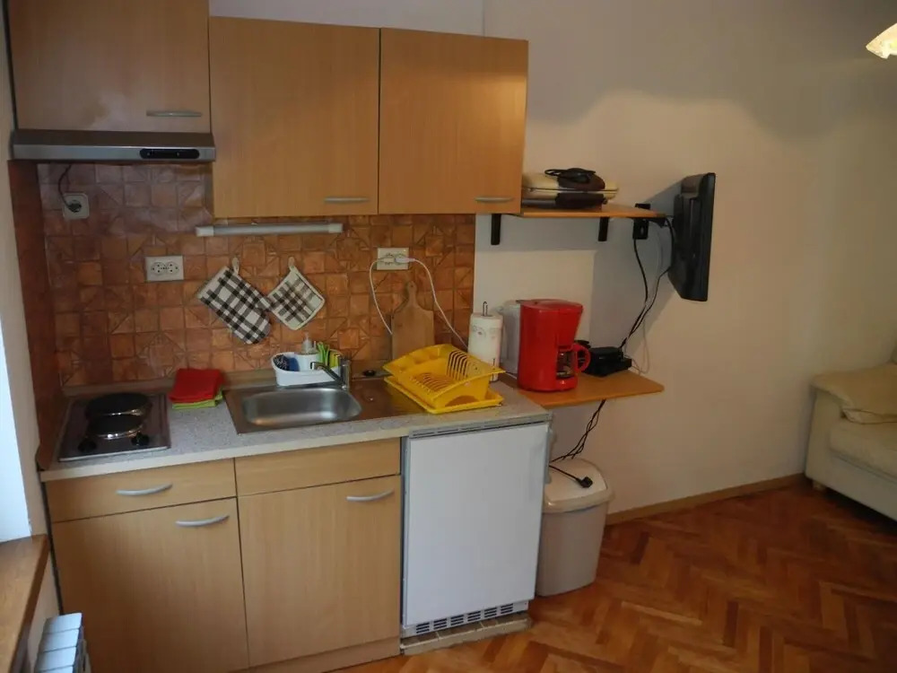 Apartment Jasminka 4 1 pax Dole