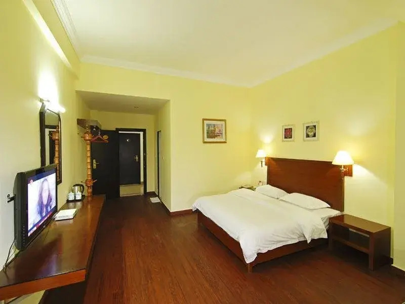 Xingyi Hotel