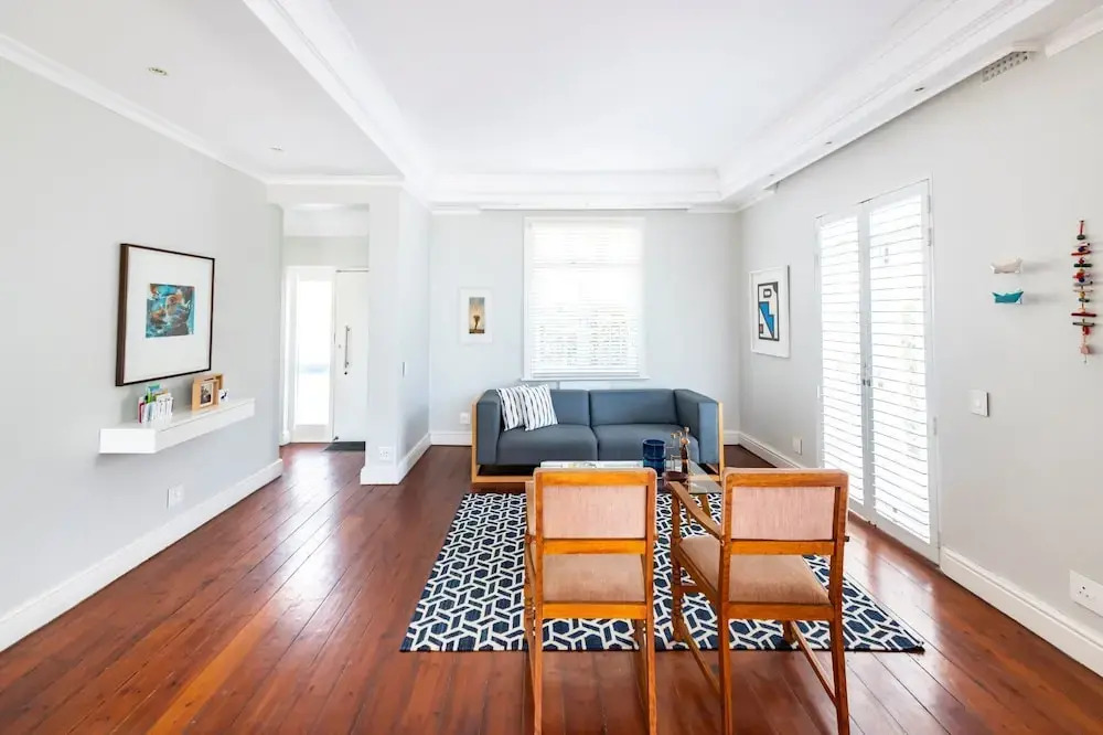 2 Bedroom Home in Fresnaye Cape Town