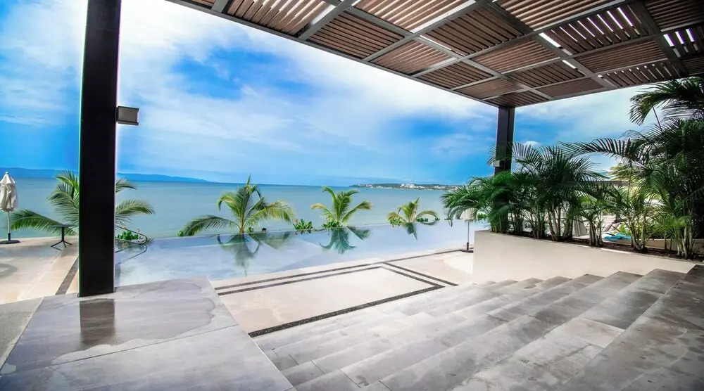 Casa del Mar by Kivoya