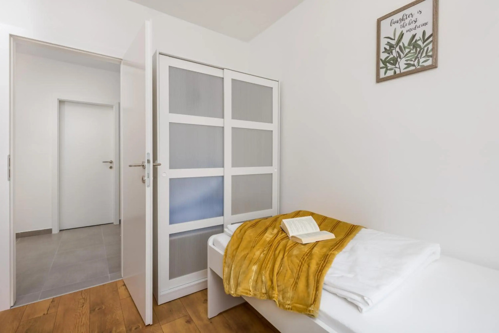 Victory Sea View Apartment