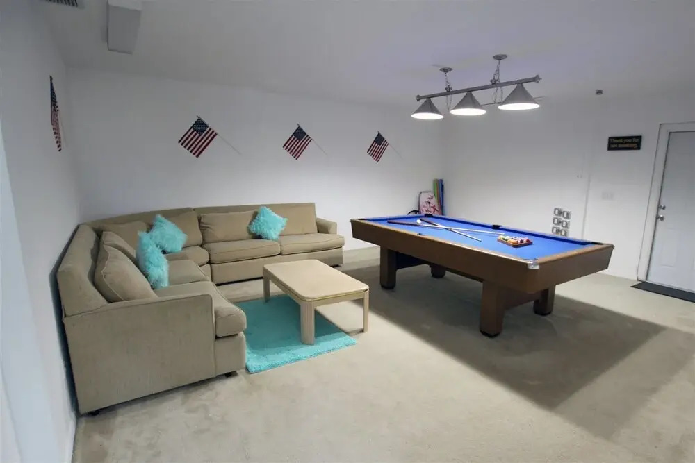 Large 5 bed Villa With South Facing Pool Overlooking Water