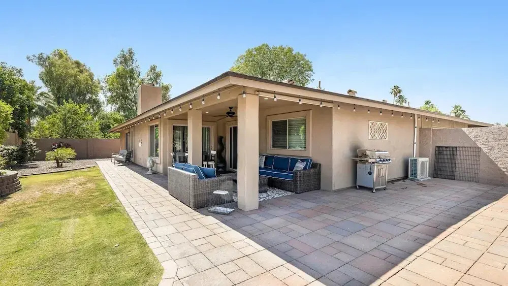 Luxe Central Scottsdale 4 Bdrm w/ Backyard Oasis!