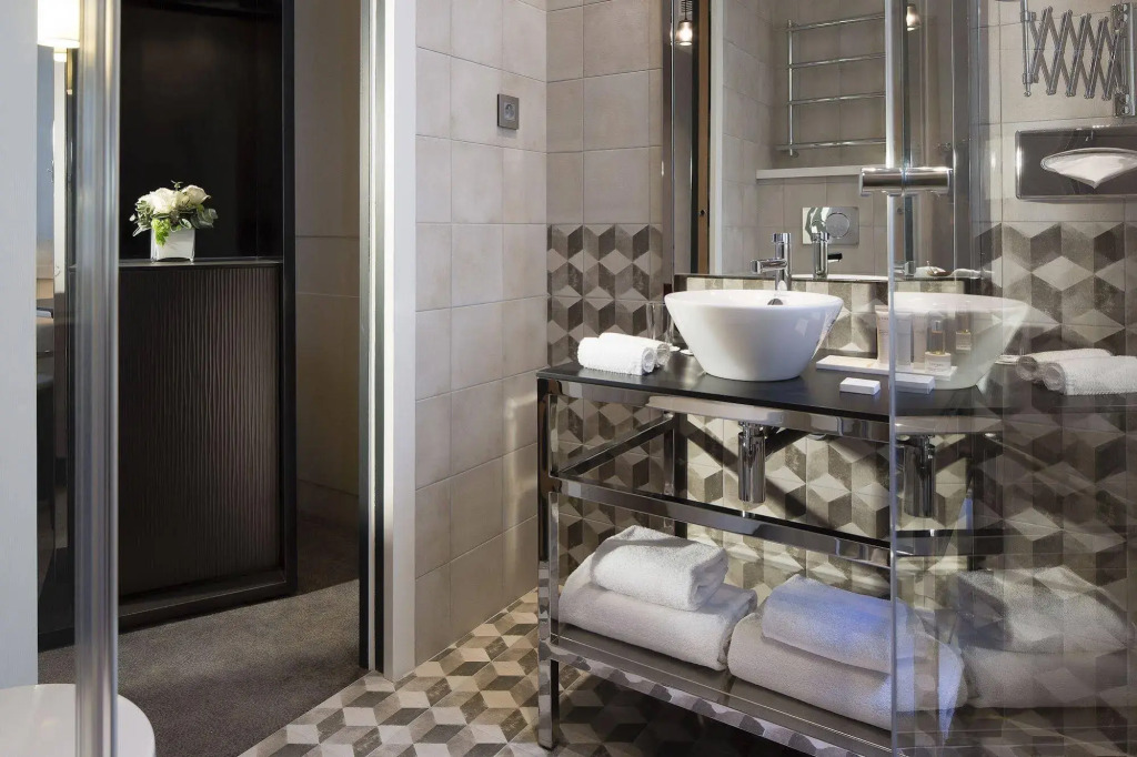 Les Matins de Paris & Spa