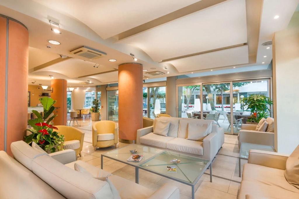 Hotel Ras