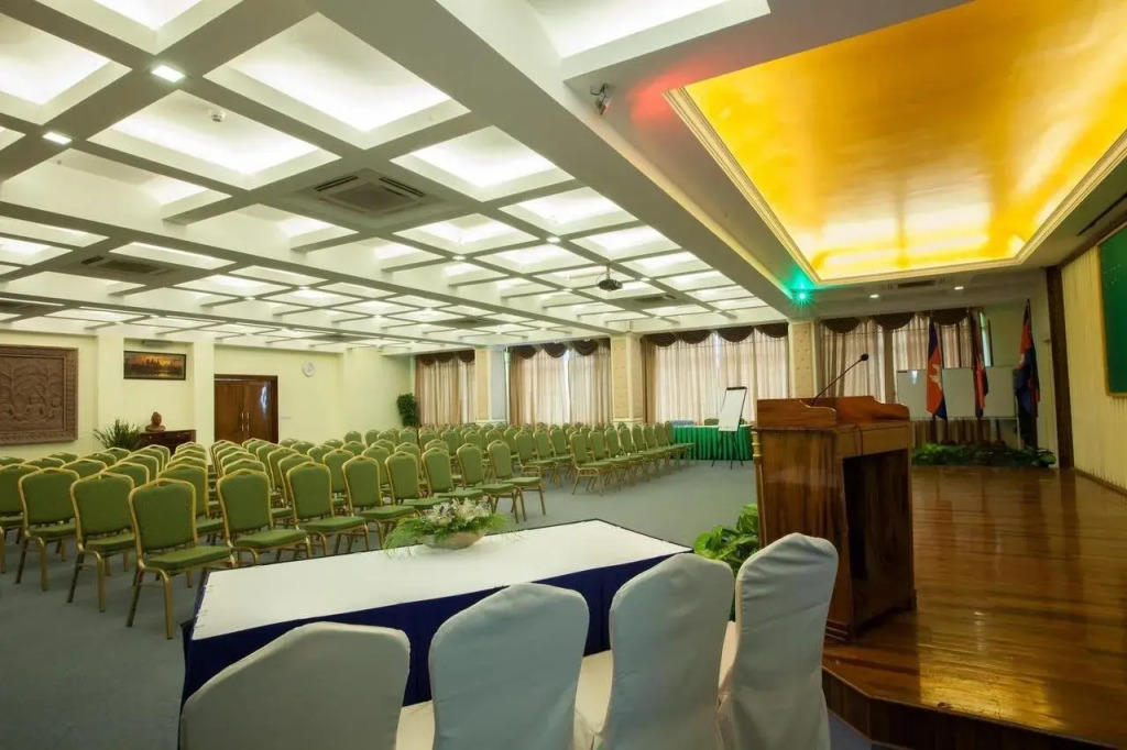 Green Palace Hotel