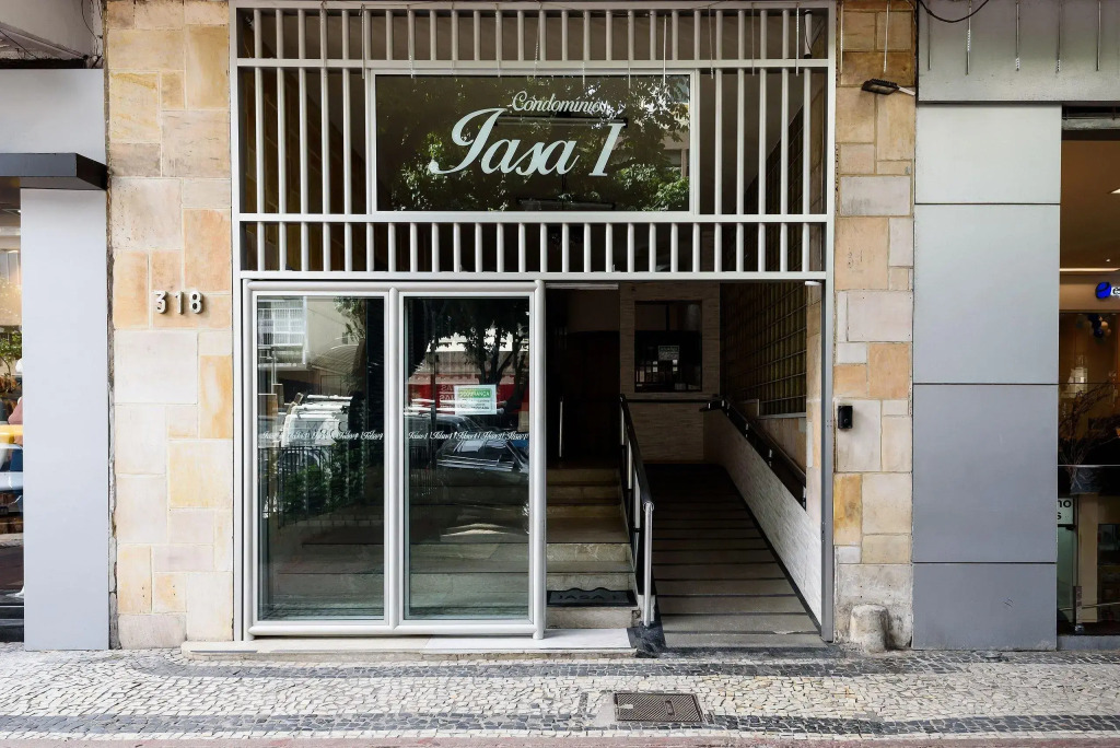 Apartamento a 300m da Praia de Ipanema | VP318/404