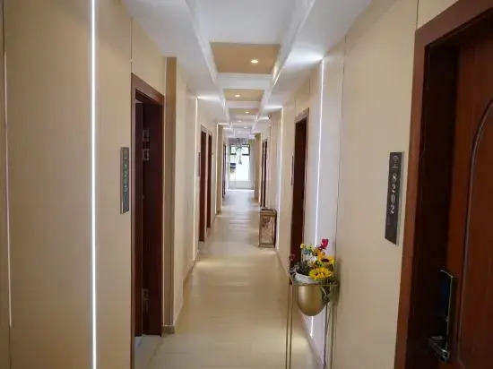 Rujia Business Hotel