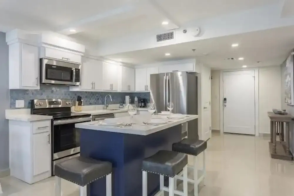 Solare Tower Condominium 405