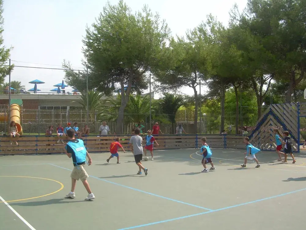 Happy Camp Mobile Homes in Parc de Vacances Vilanova Park