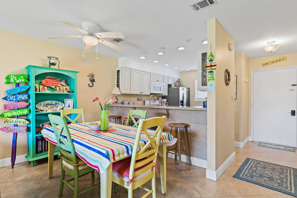 Summerhouse Townhomes #2- Changes in Attitude