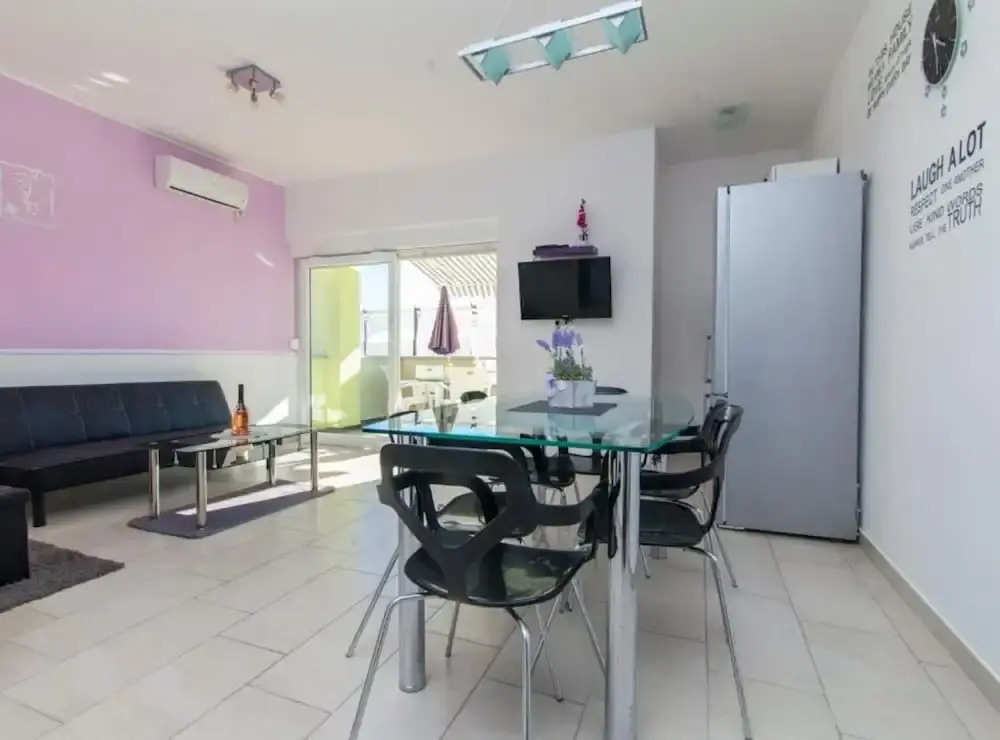Villa Ava
