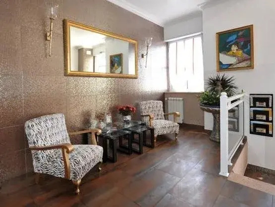 Hotel Aviz