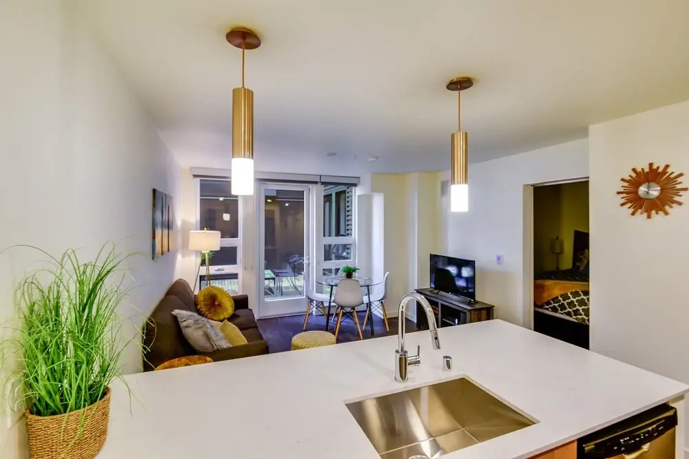Modern Suite at the Market - Two Bedroom Apartment
