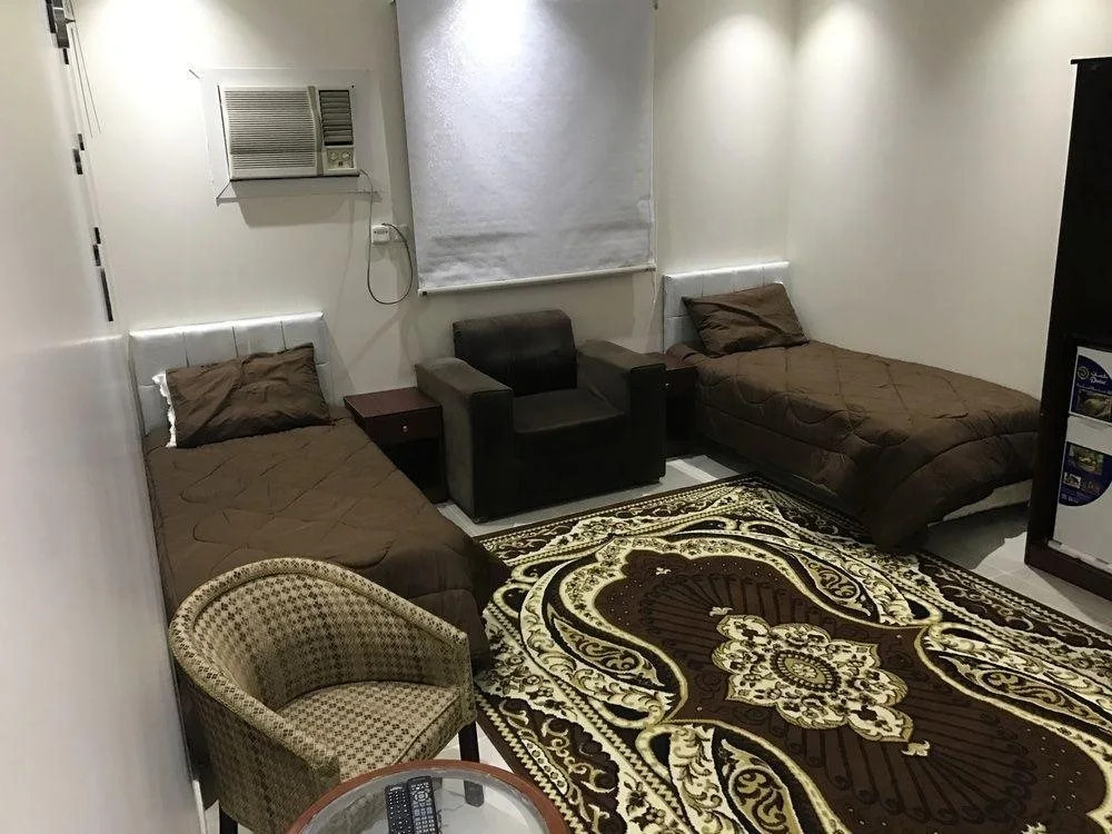 فندق ليلة واحدة - One night hotel
