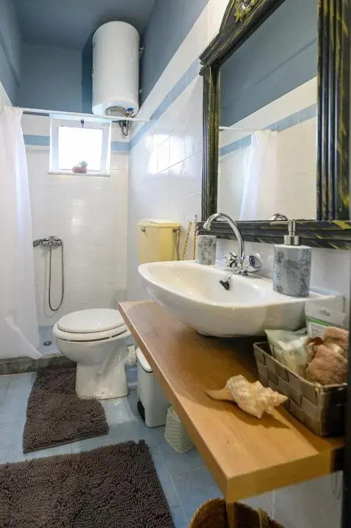 Rea Apartment " 1 minute from the beach "