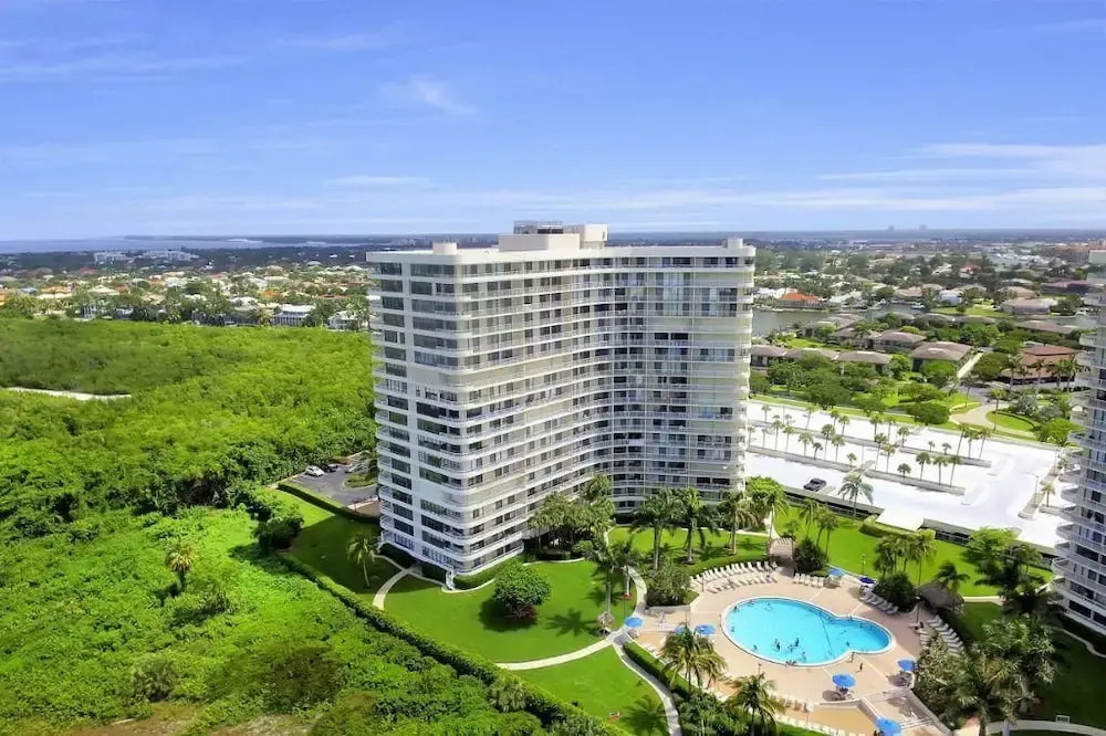 Seaview Court