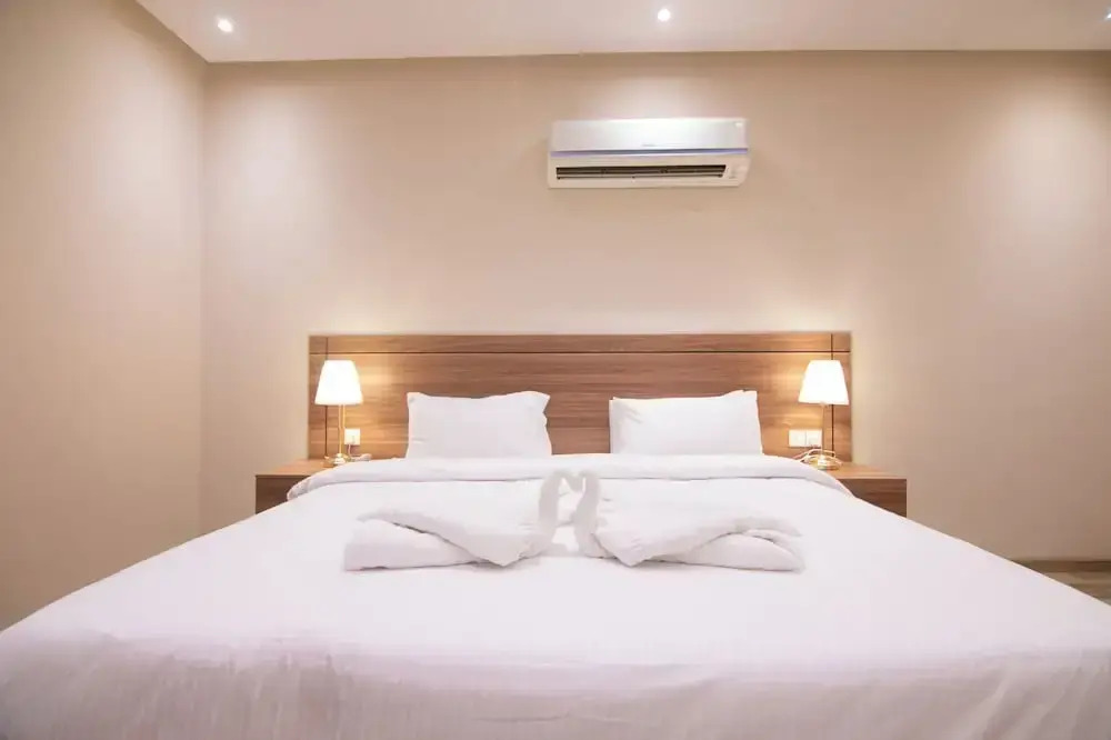 Towlan Hotel Suites 1