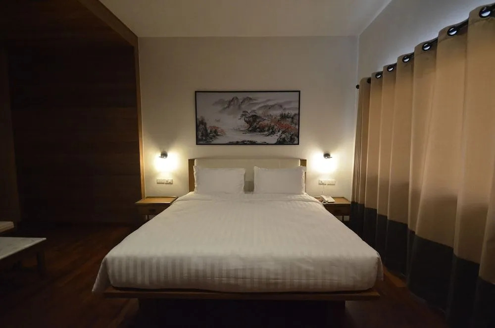 Sakorn Residence and Hotel