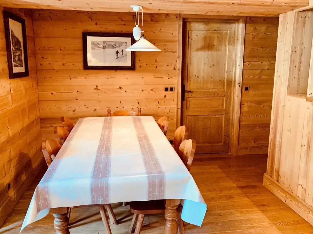 Appartement Val-d'Isère, 4 pièces, 8 personnes - FR-1-411-1