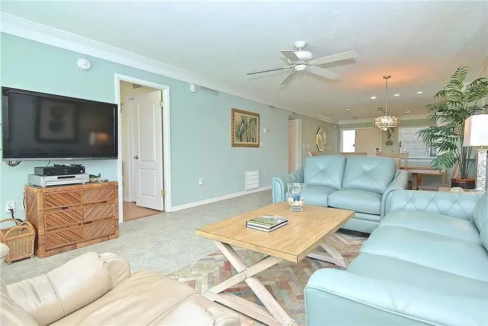 Bay Tree Club 106 - Two Bedroom Condo