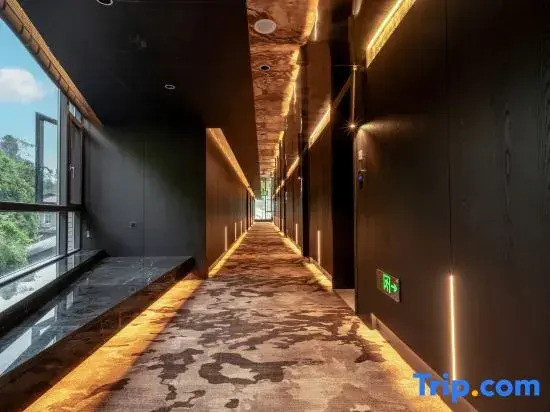Phoenix Allin  Hot Spring Resort Hotel