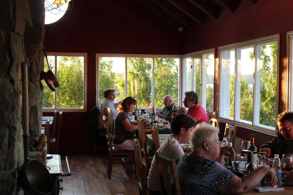 Hosteria Cauquenes De Nimez
