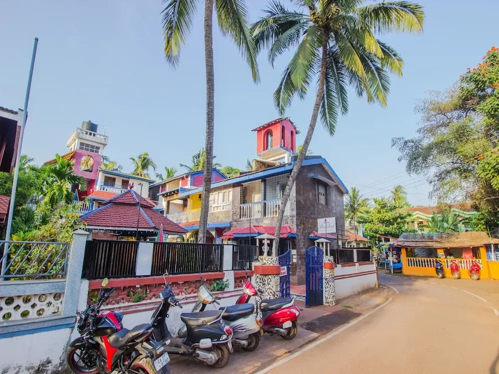 OYO 12902 Home Vibrant Stay Candolim