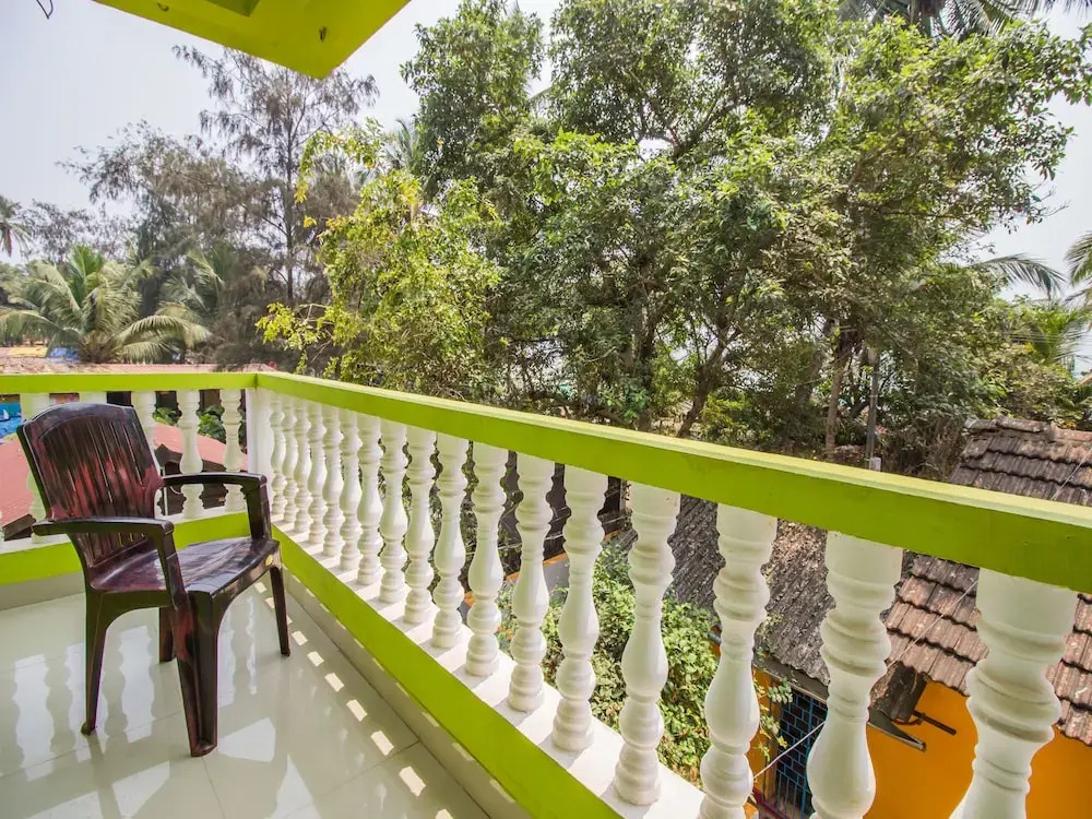 OYO 12873 Home Beach facing Studios Morjim