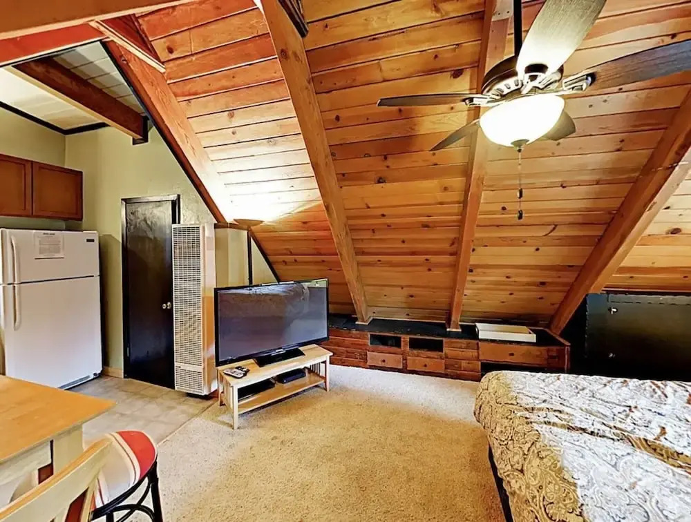 Studio with Central South Lake Tahoe Location Apts