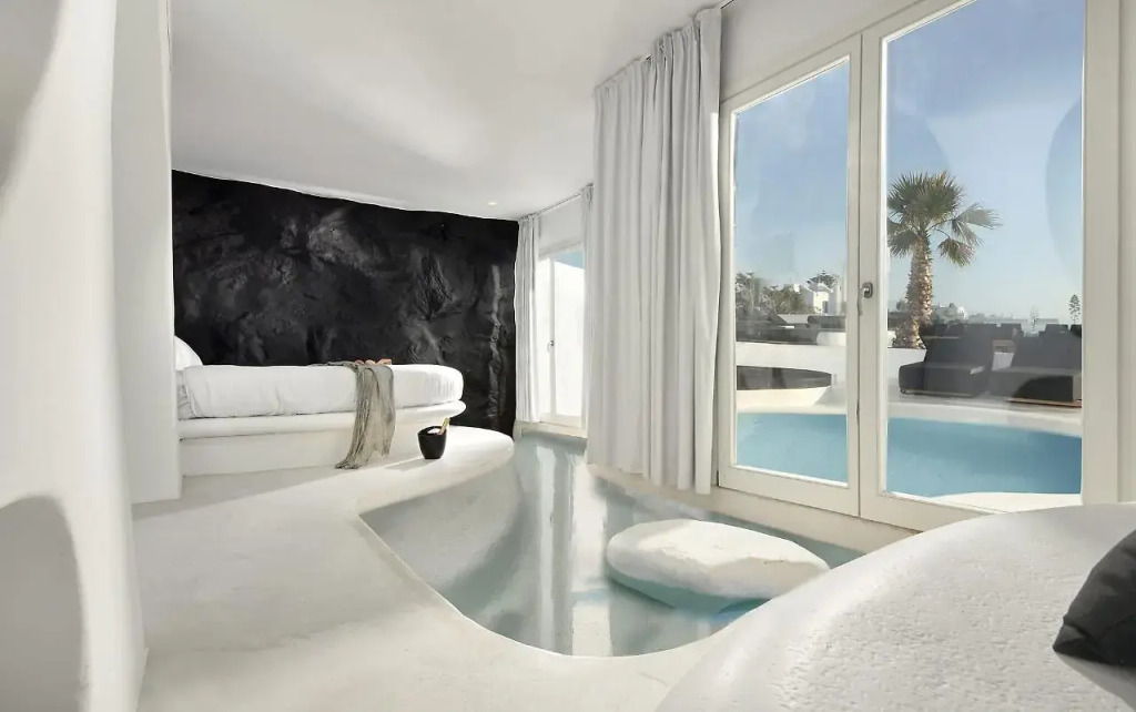 Million Stars Mykonos, Iconic by Design