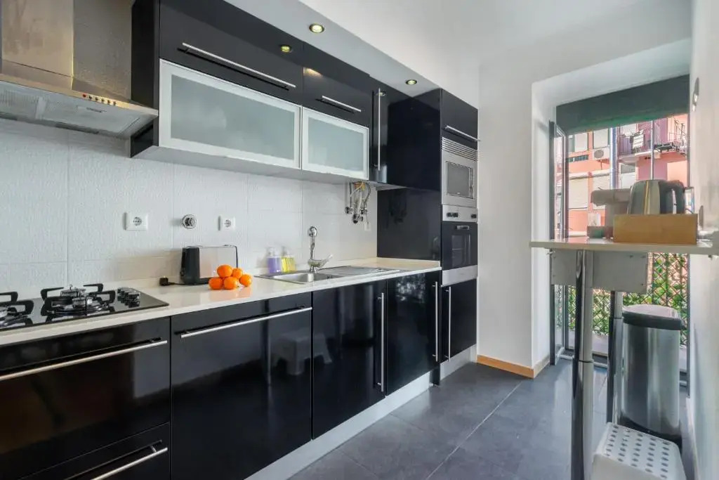 Premium Family Apartment W/ Lift, Ac & Barbecue