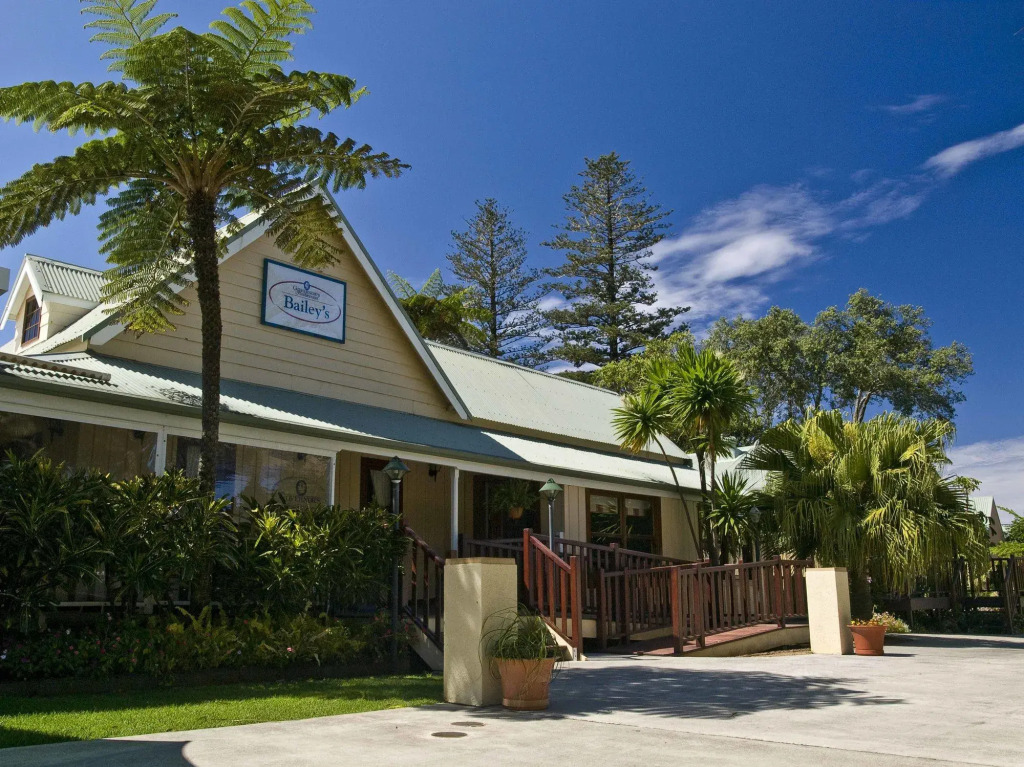 Governors Lodge