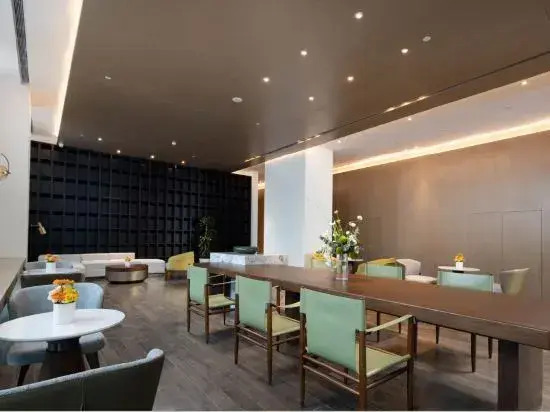 Leighton Hotel Hangzhou (Xintiandi Xiwen Street Subway Station)