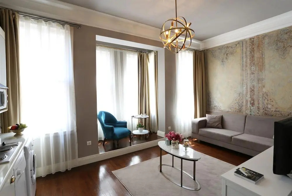 Miel Suites