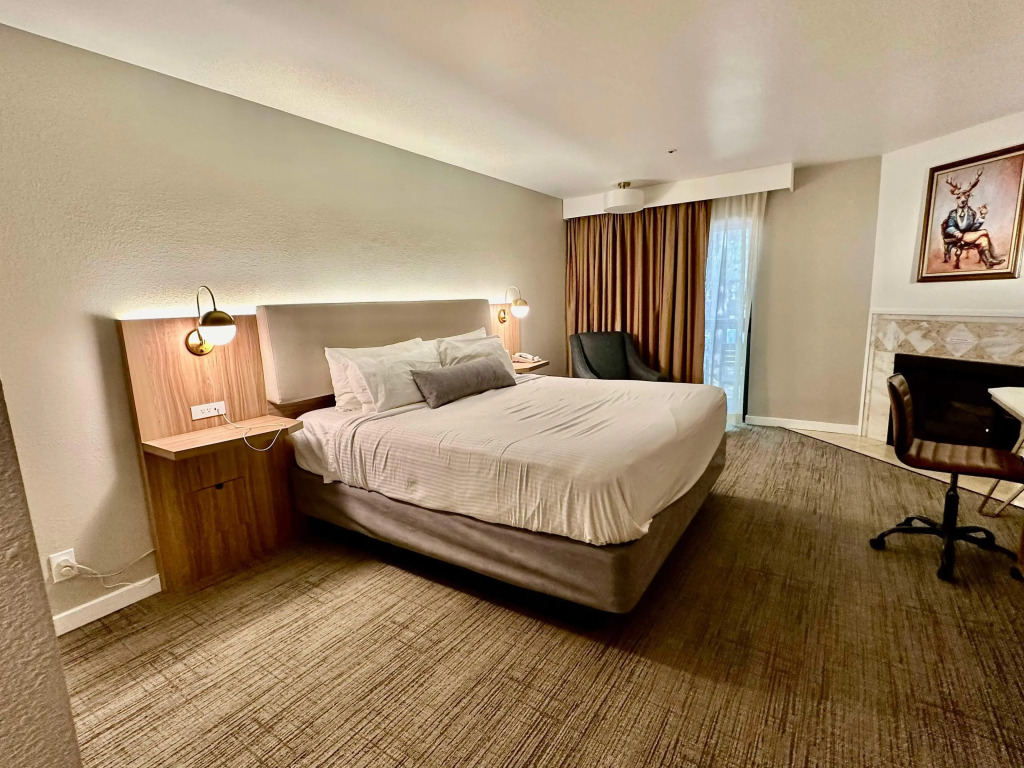 Chateau Big Bear Boutique Hotel, BW Signature Collection