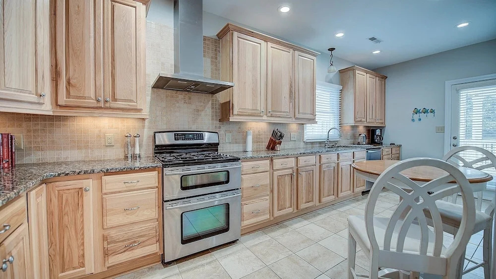 Looking For A Cozy Villa Located Next To The Golf Course? Good Trouble Is Your Answer! 3 Bedroom Villa by Peace Vacations