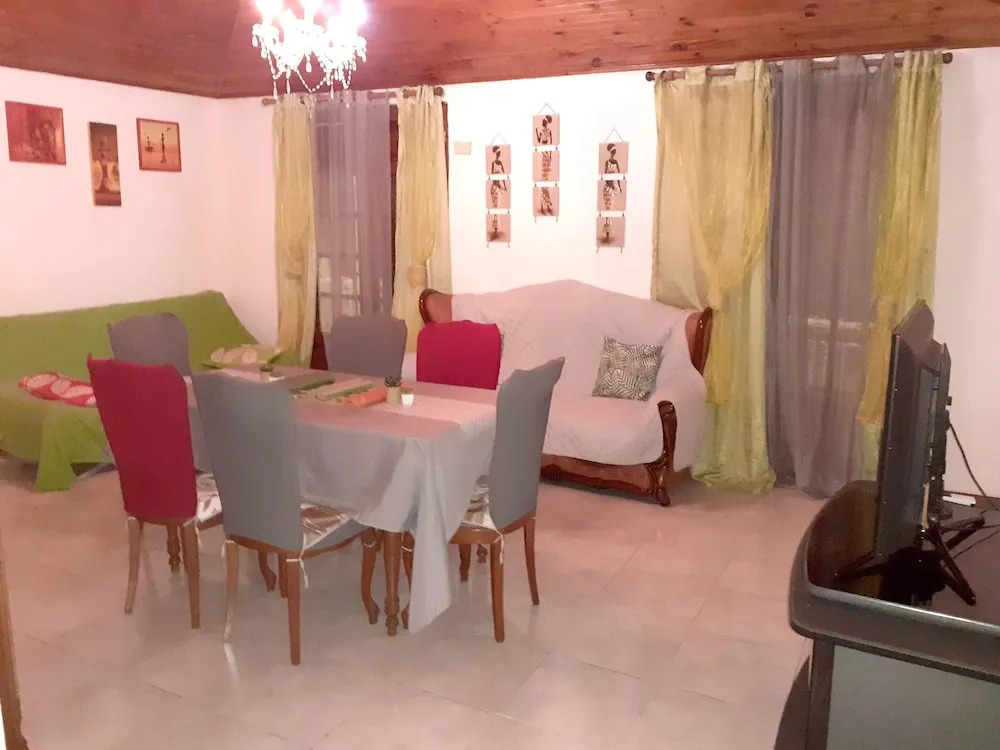 House With 3 Bedrooms in Deshaies, With Wonderful sea View, Terrace an