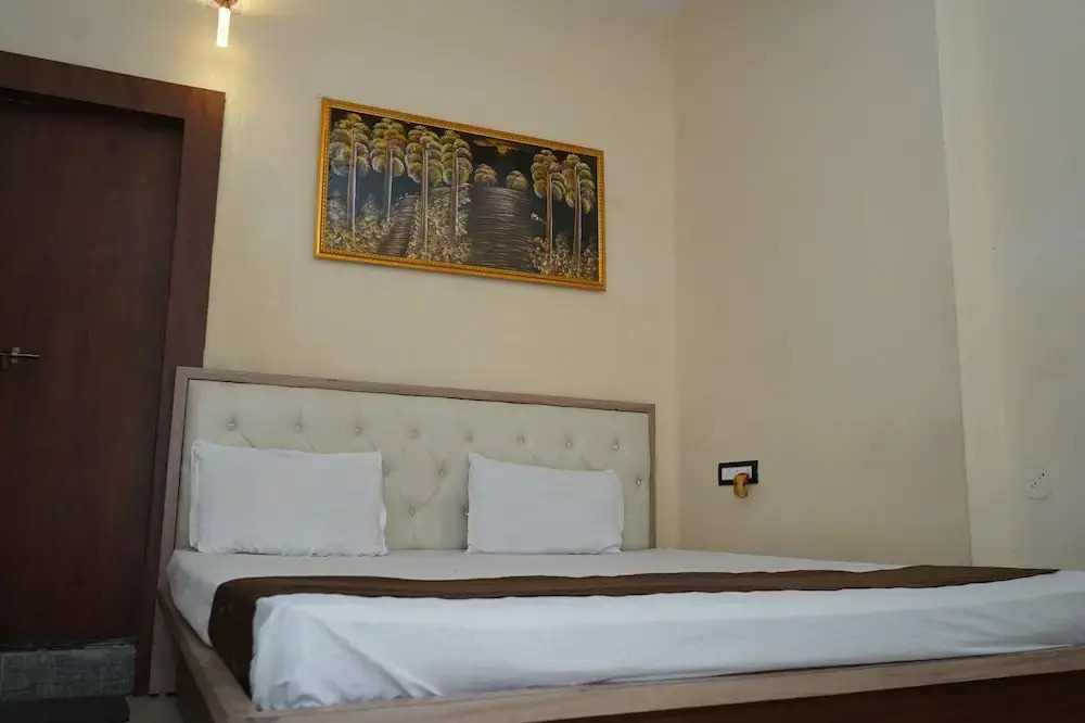 Hotel Sai Palace