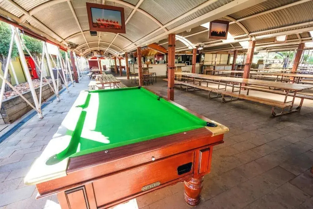 Outback Lodge